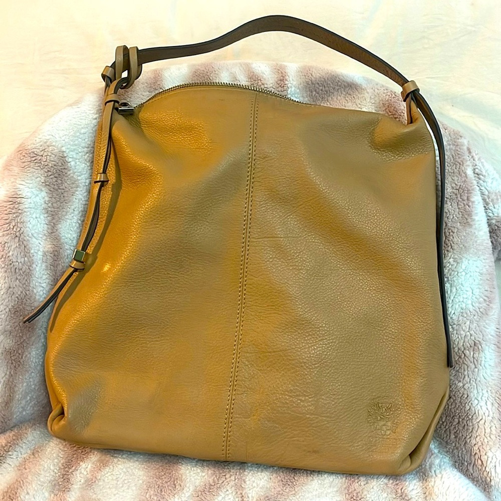 Authentic leather Vince Camuto bag